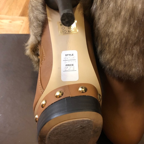 Leather brown Bebe boots with faux fur - Picture 4 of 4